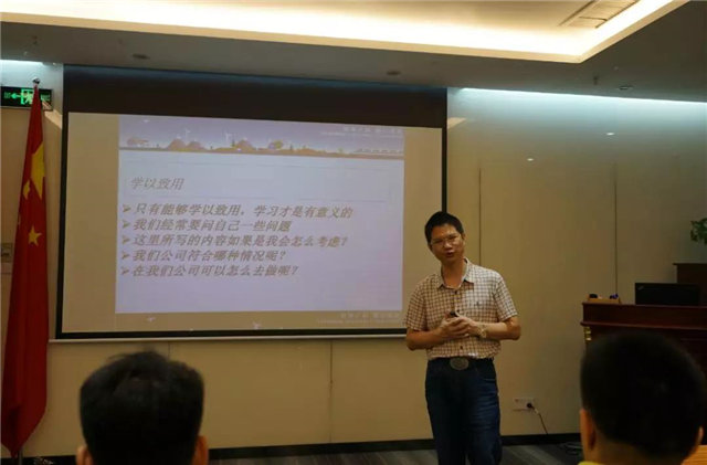 通過(guò)賴(lài)董給我們上的這一節(jié)課，了解到了關(guān)于客戶(hù)價(jià)值更多的信息。